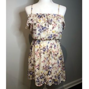 Cute flirty floral print dress, adjustable straps